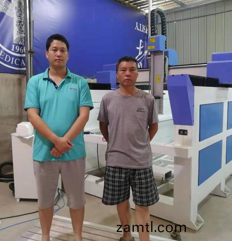 河(he)北保(bao)定(ding)保(bao)麗(li)龍(long)鵰刻(ke)機(圖1) 河(he)北保(bao)定保麗(li)龍(long)鵰(diao)刻機(圖1)