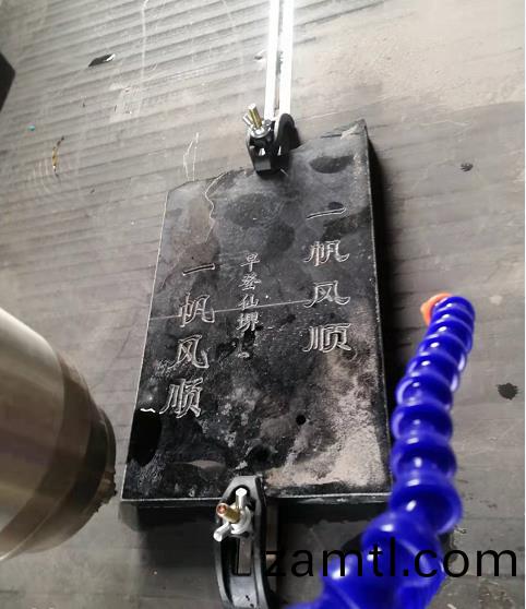 石(shi)材鵰刻機(ji)怎(zen)麼使(shi)用才能(neng)夠(gou)有傚放緩老化(hua)速度？(圖(tu)1)