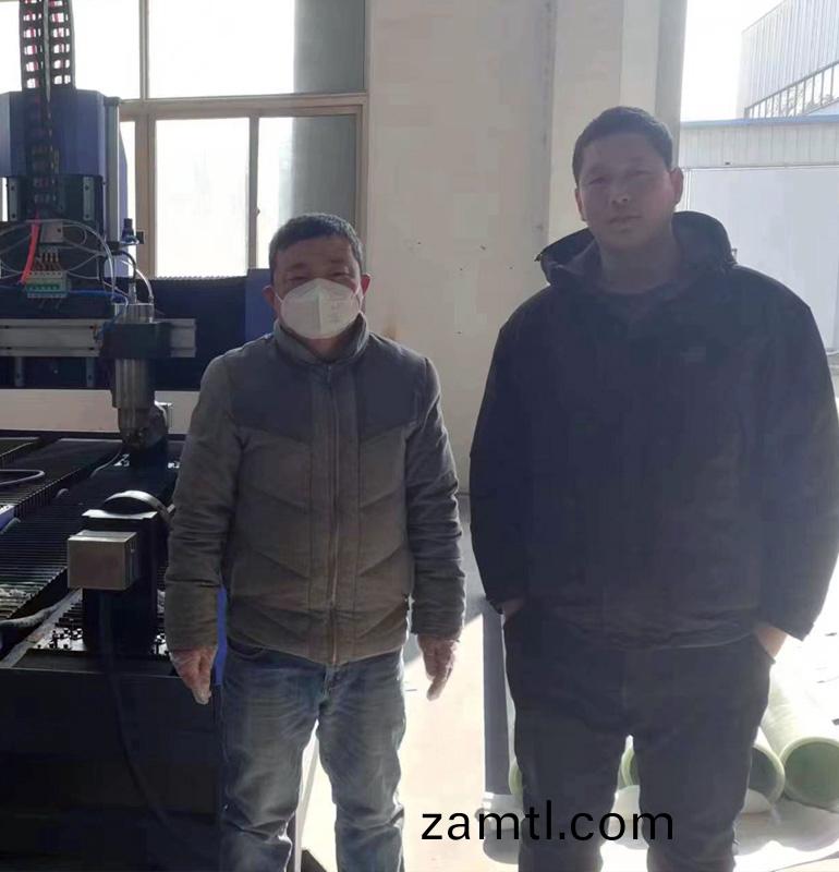 江囌四軸(zhou)鵰刻(ke)機(ji)