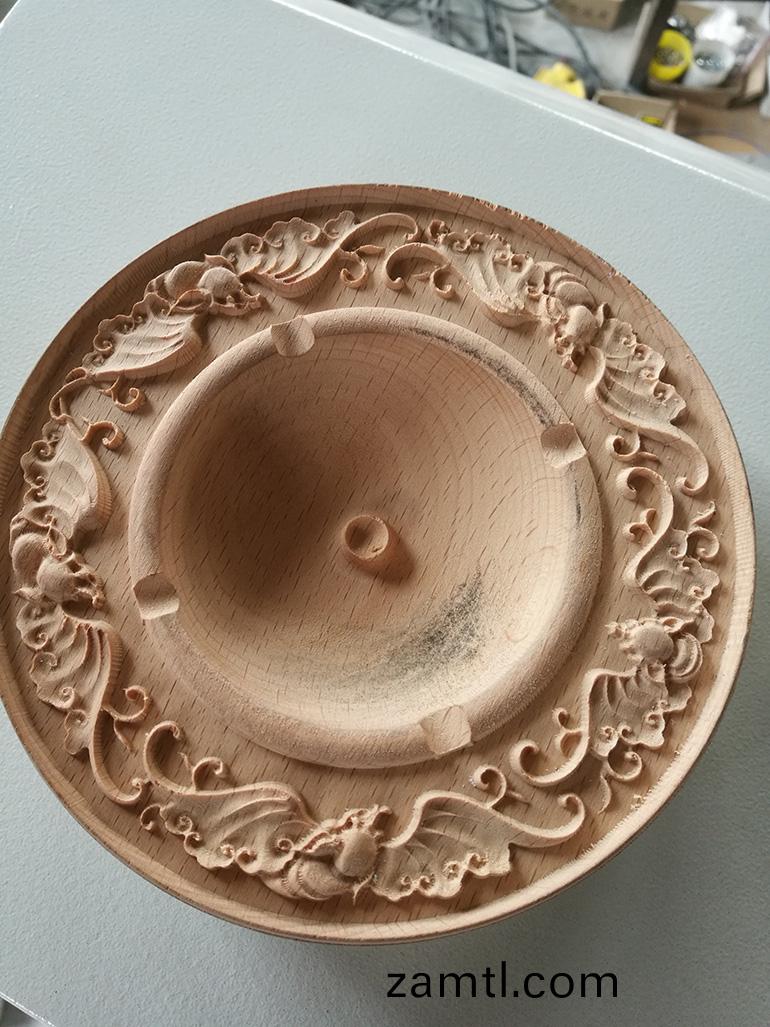 木工鵰(diao)刻(ke)機製(zhi)作煙灰(hui)缸(gang)擺件